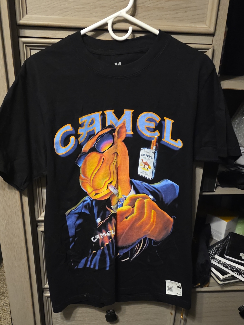 Camel Graphic Black Men's Tee - Retro Logo Design